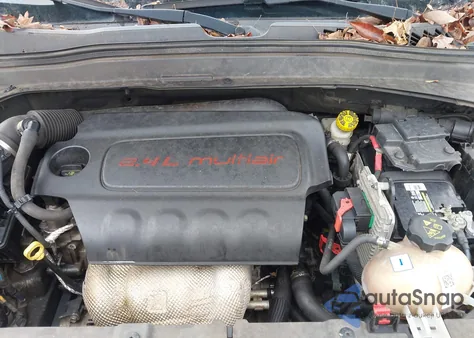 2015 Jeep Renegade Limited из США, поврежденный, VIN ZACCJADT8FPB44144